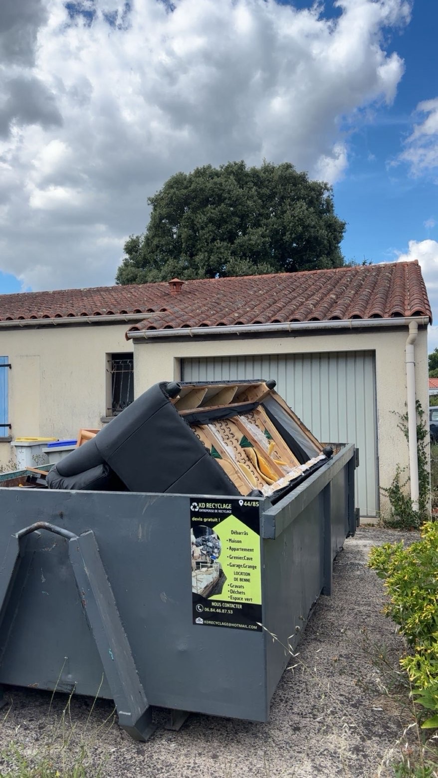 Débarras réalisé par KD Recyclage en Loire-Atlantique
